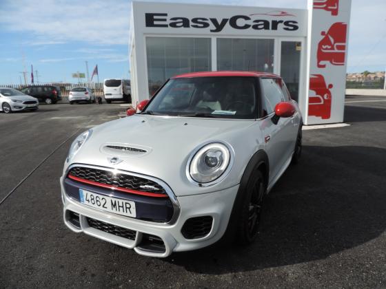 Mini - John Cooper Works  Hatchback/Saloon Petrol