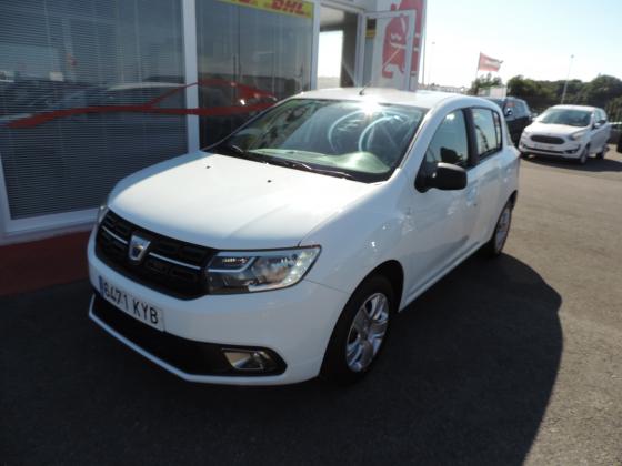 Dacia  - Sandero Hatchback/Saloon Petrol